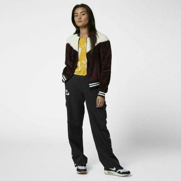 Nike Fleece Jacket Womens Full-Zip Winter Training - Picture 2 of 8